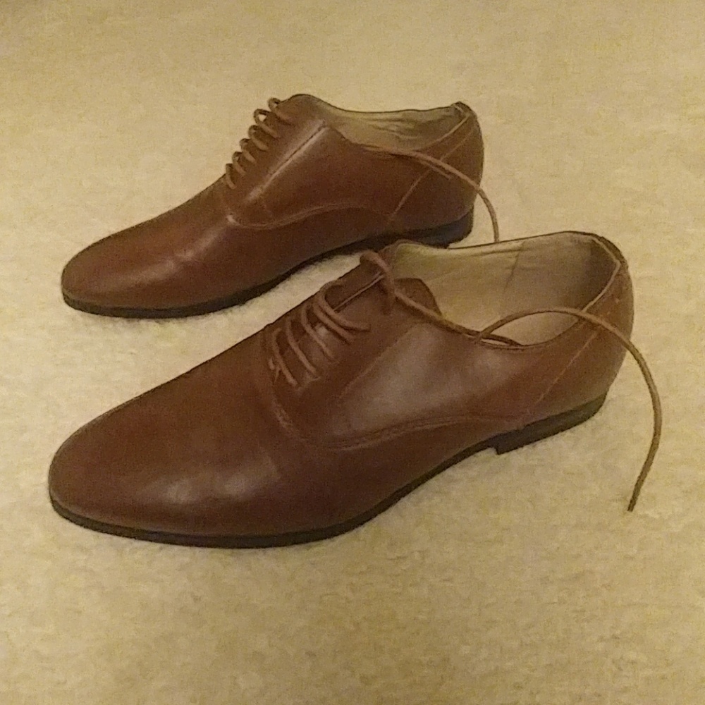 Mens dress shoes